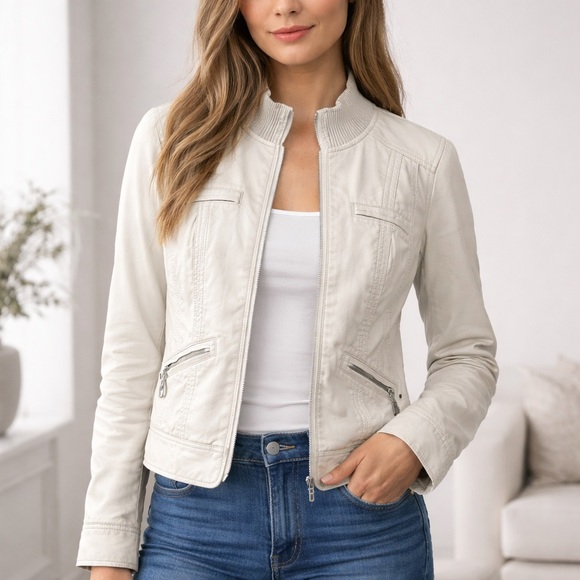 LOFT Jackets & Blazers - LOFT Ann Taylor Women's Cream Bomber Jacket Size 8